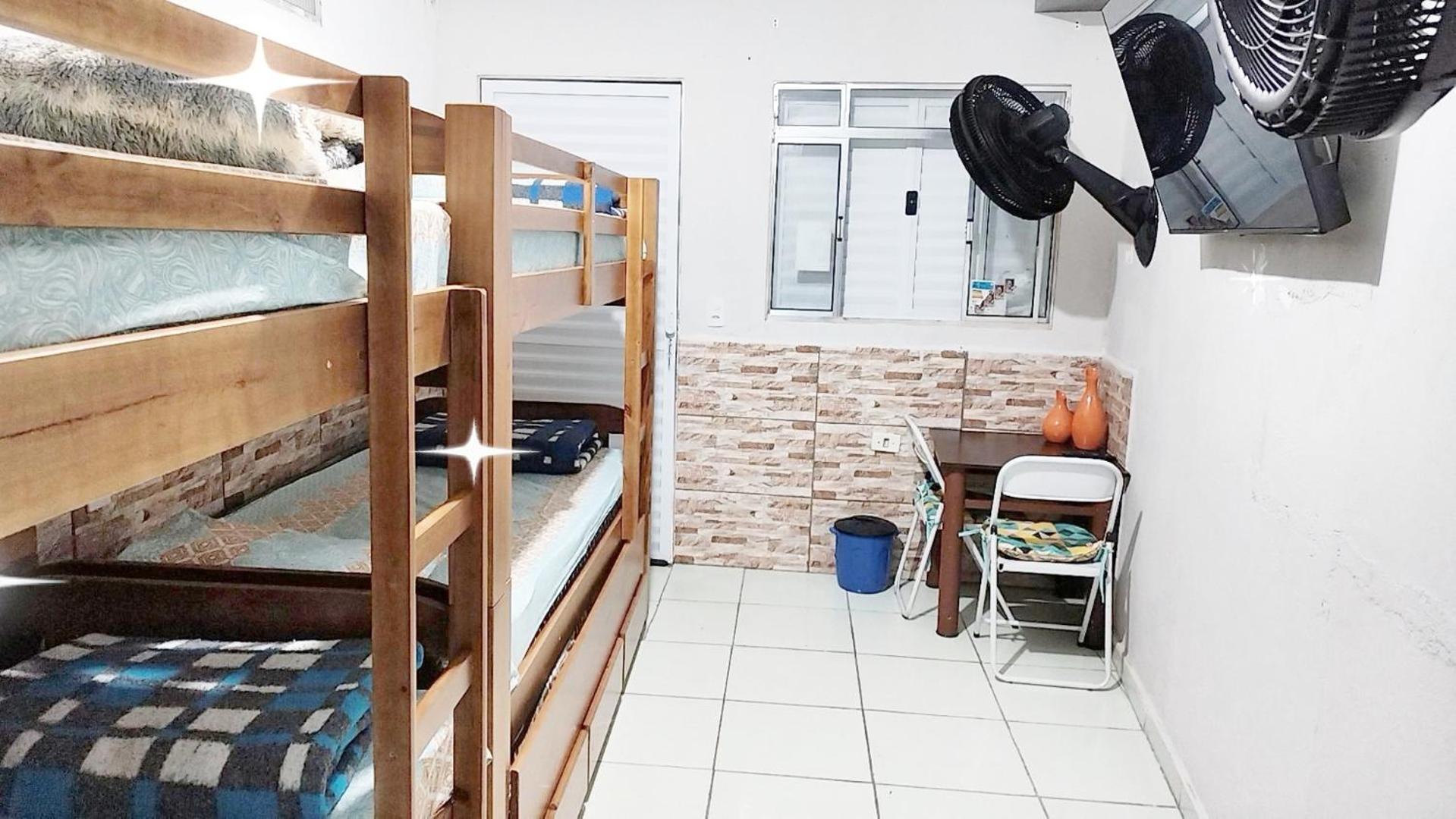 Vitoria Hostel 과룰류스 객실 사진