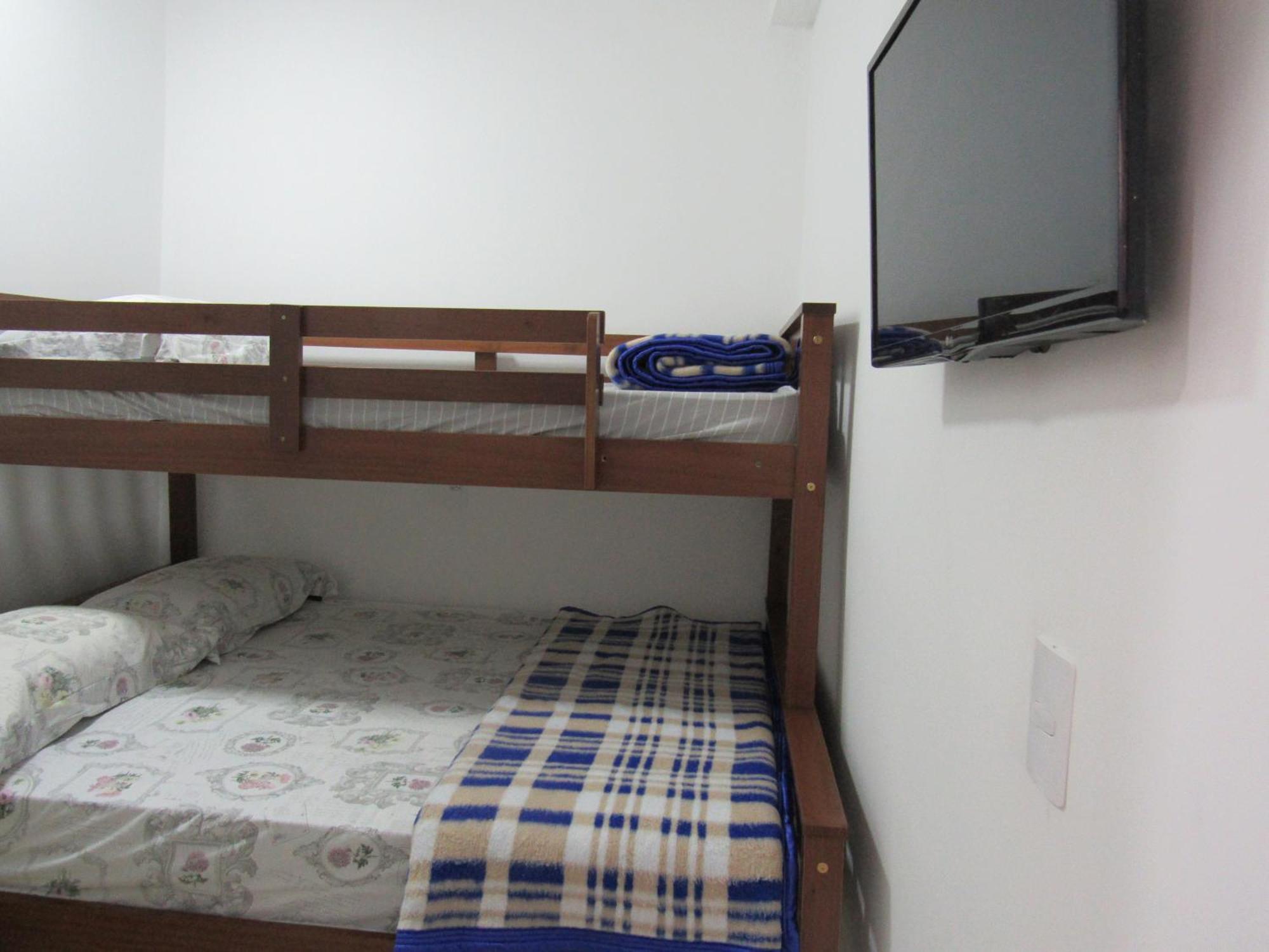 Vitoria Hostel 과룰류스 외부 사진