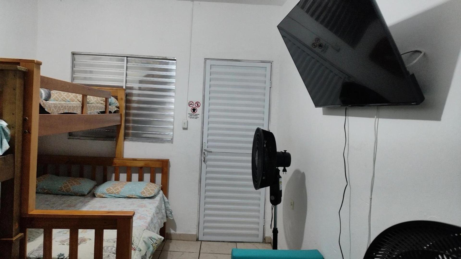 Vitoria Hostel 과룰류스 외부 사진
