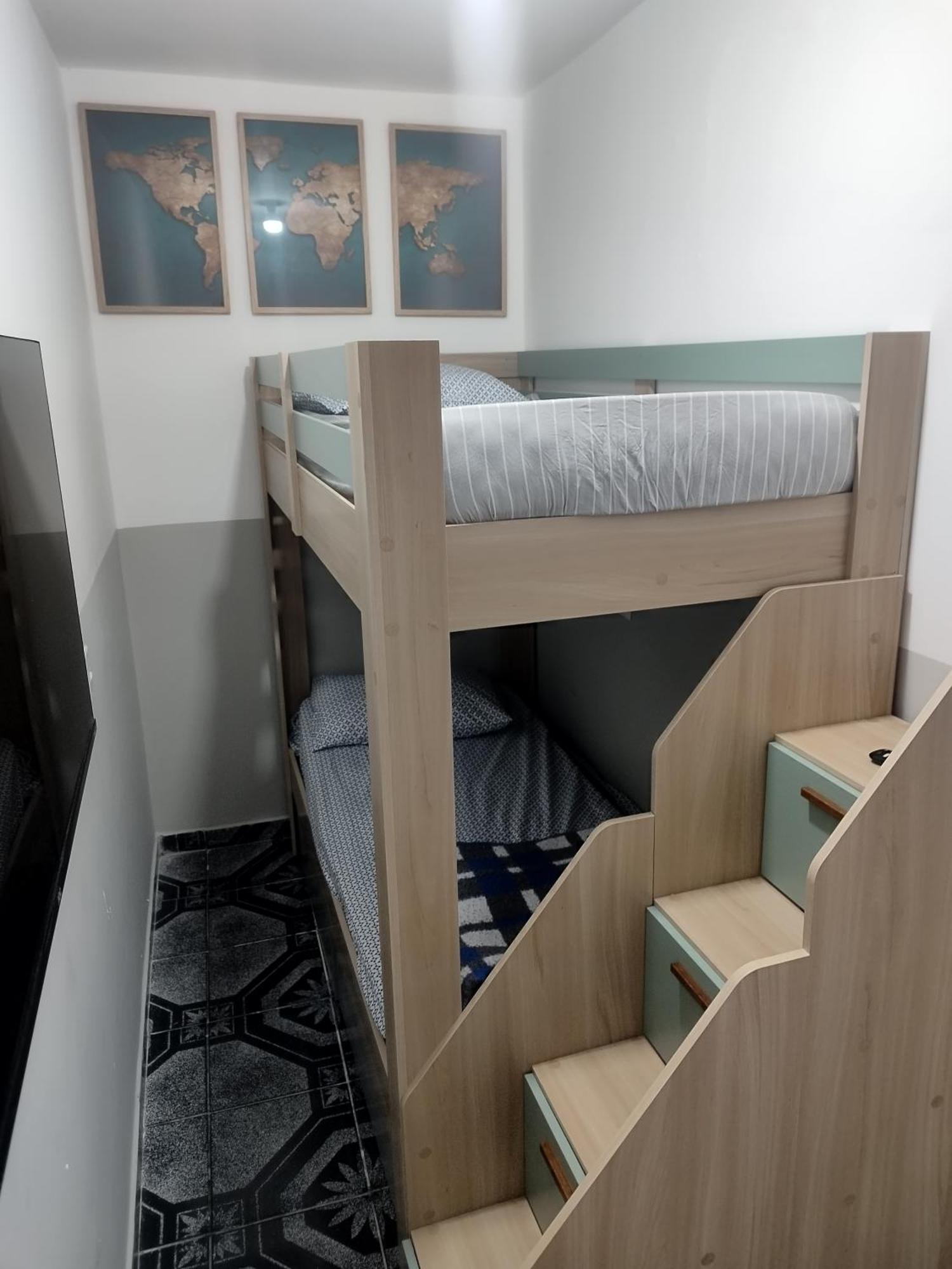 Vitoria Hostel 과룰류스 외부 사진